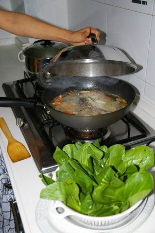 Non-stick Wok 32cm with Lid